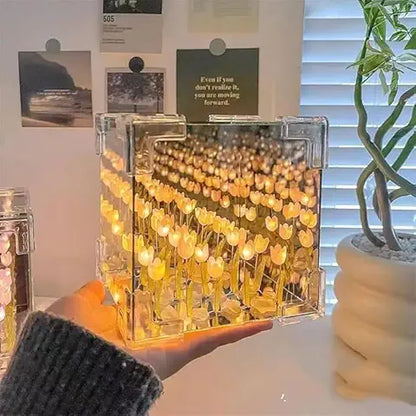 Glass Infinite Tulip Mirror Cube Lamp